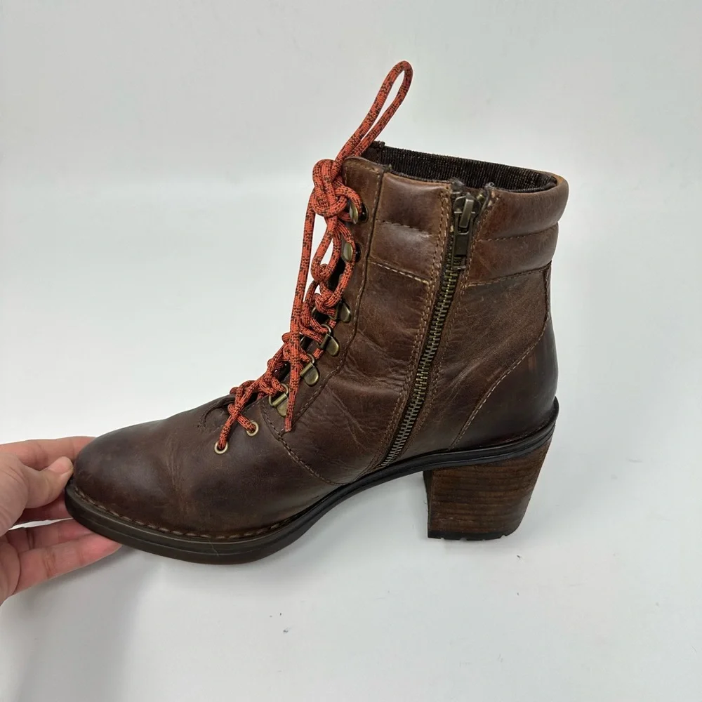 Born Women's Descent Brown Booties Sz 9.5M